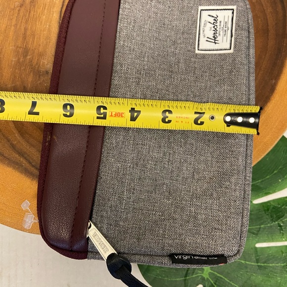 Hershel Tablet IPad Case - Picture 9 of 9